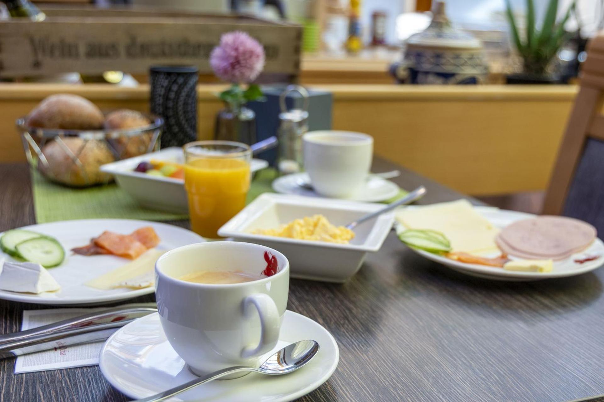 Apartmenthaus Burgenheimat In Rhens Bei Koblenz Dış mekan fotoğraf