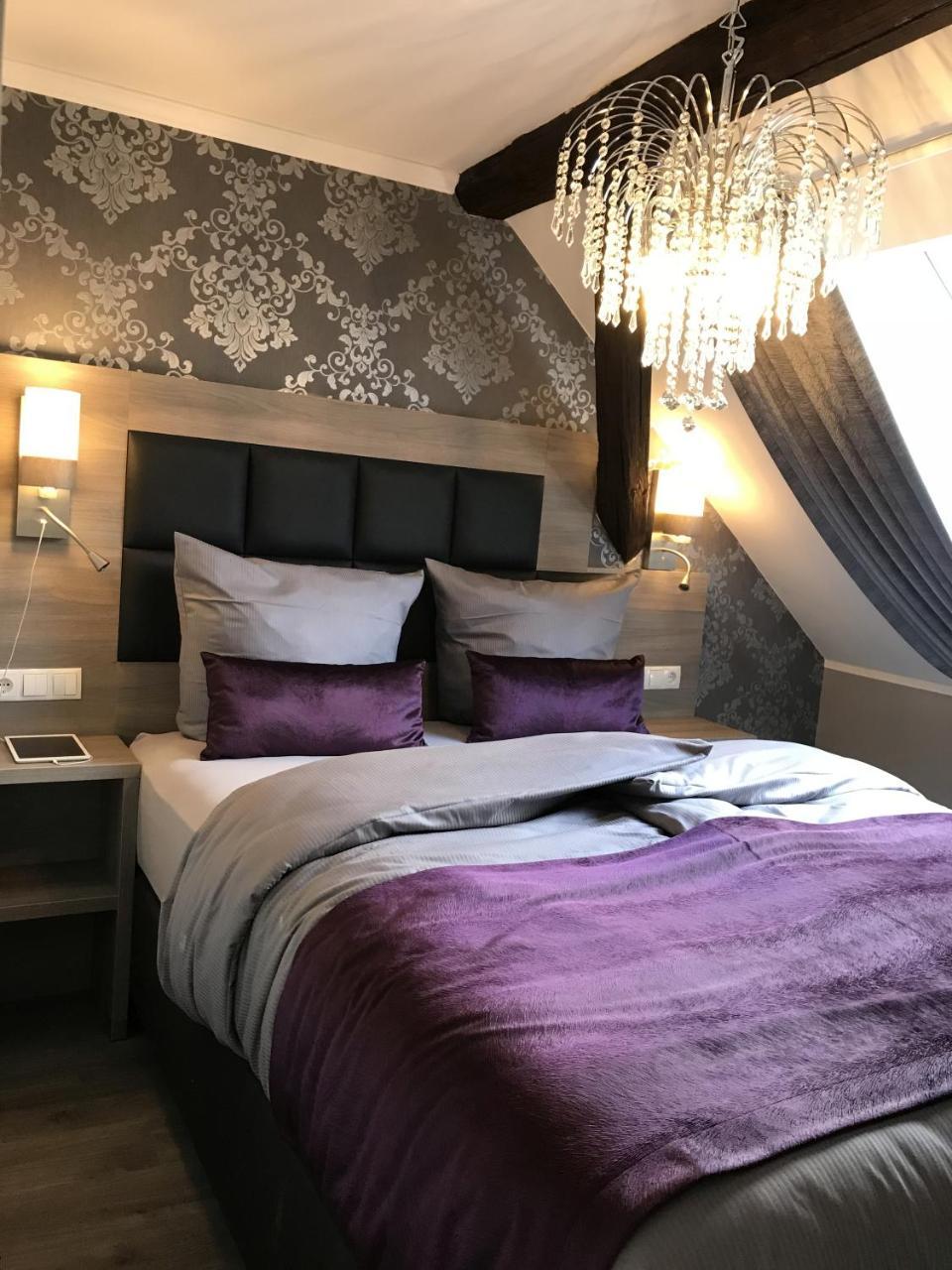 Apartmenthaus Burgenheimat In Rhens Bei Koblenz Dış mekan fotoğraf