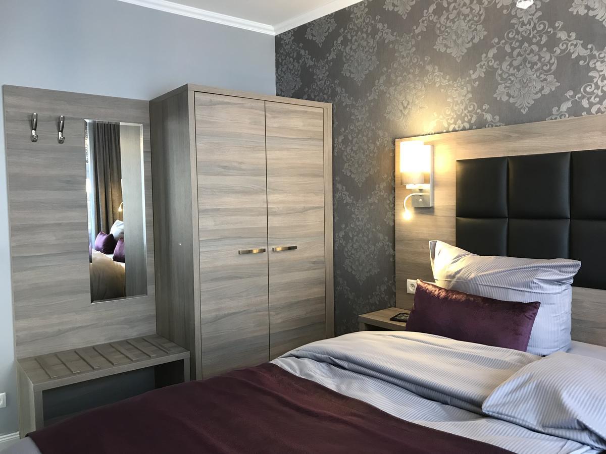 Apartmenthaus Burgenheimat In Rhens Bei Koblenz Dış mekan fotoğraf