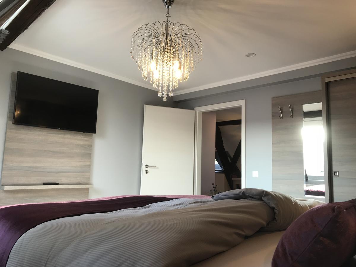 Apartmenthaus Burgenheimat In Rhens Bei Koblenz Dış mekan fotoğraf